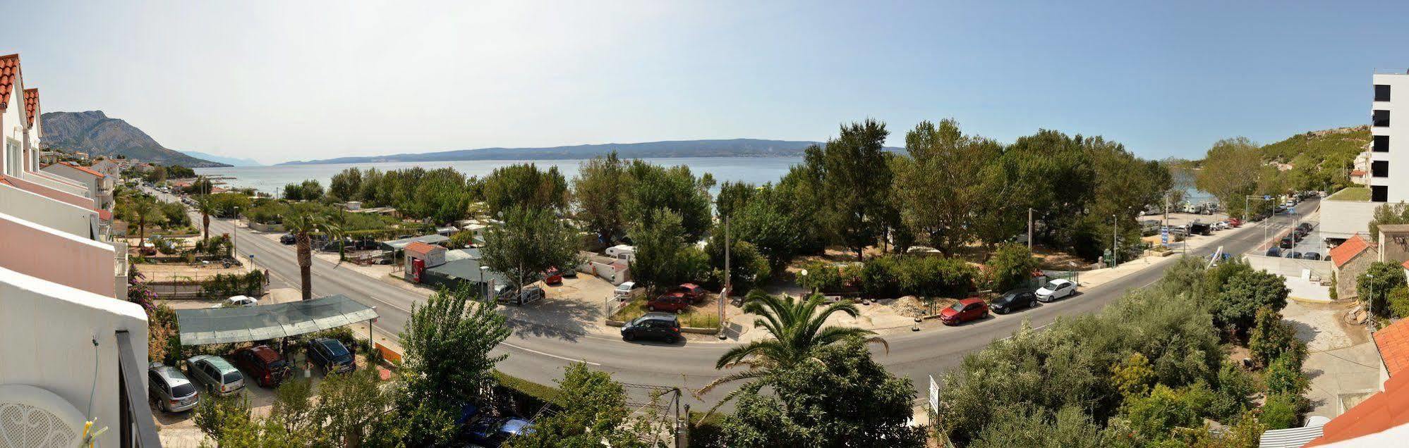 Pansion Begic Hotel Omiš Eksteriør billede